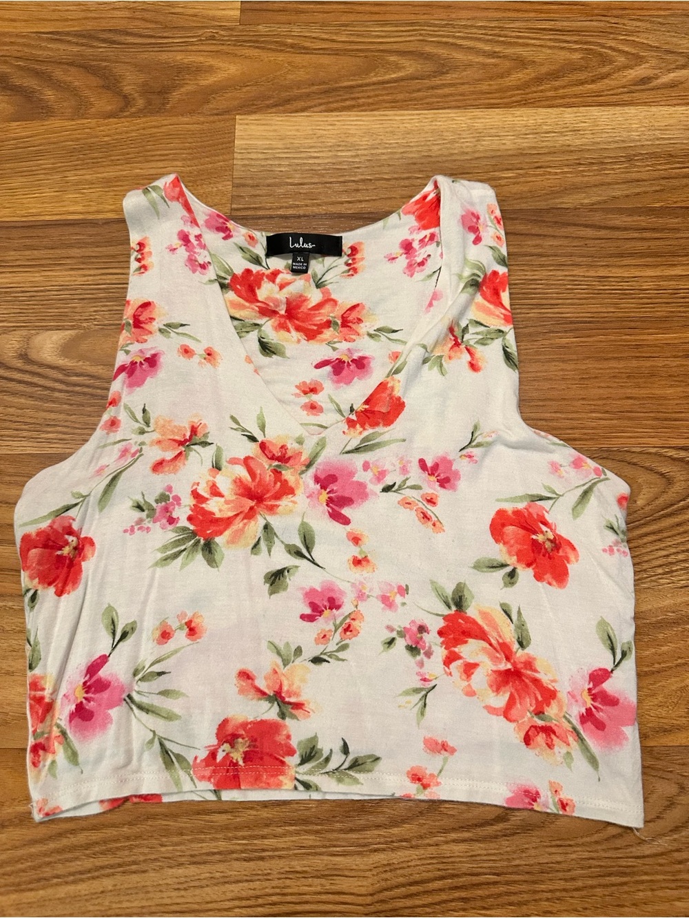 Lulu's Cream Cropped V-Neck Tank with Pink & Red Floral Print